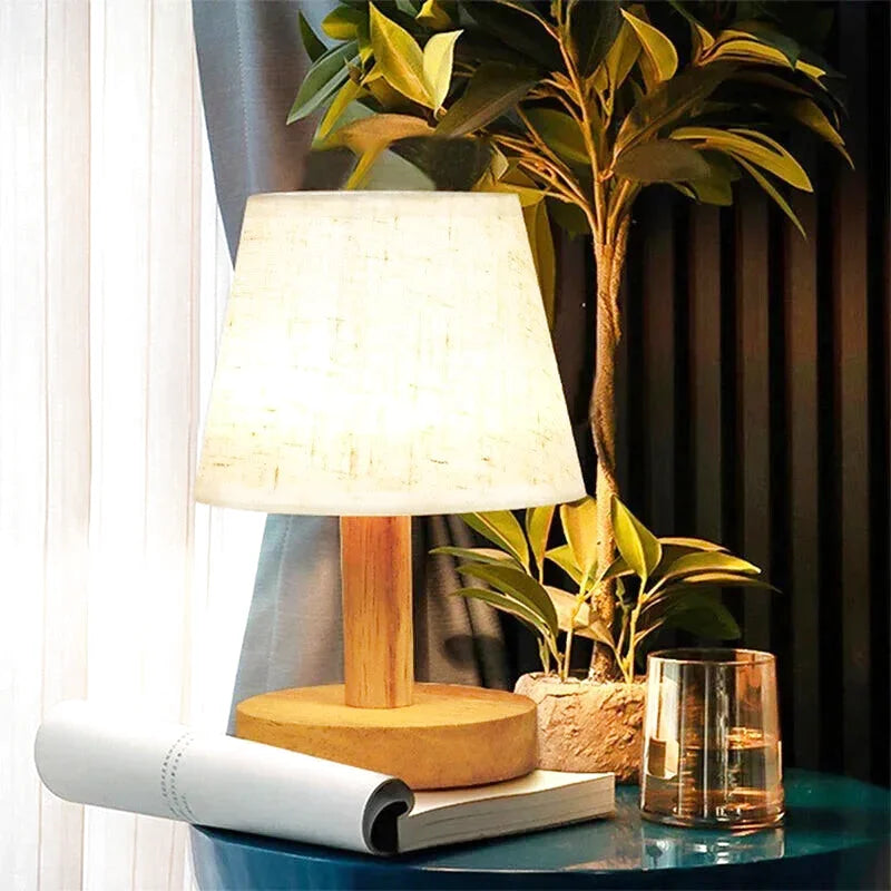 Lampe de chevet rétro en bois avec abat jour en tissu