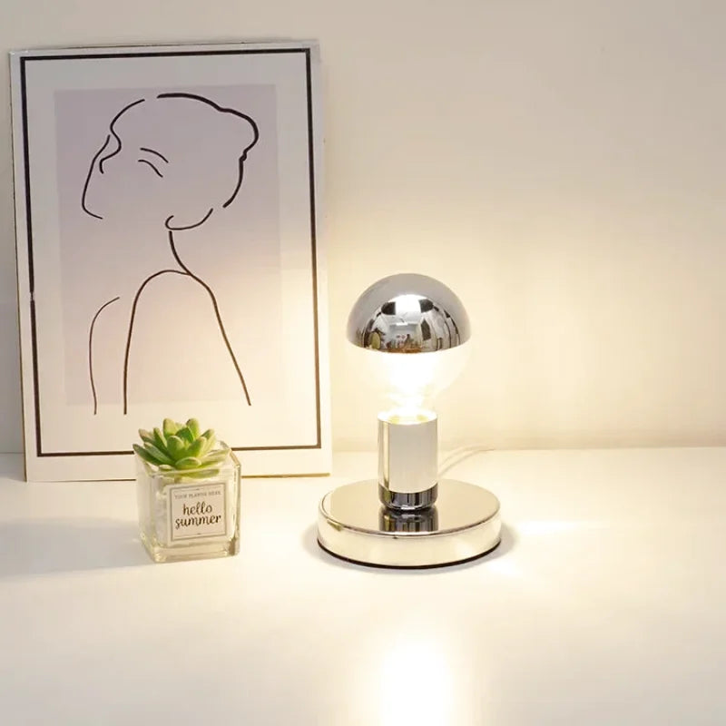 Petite lampe de chevet originale design coréen